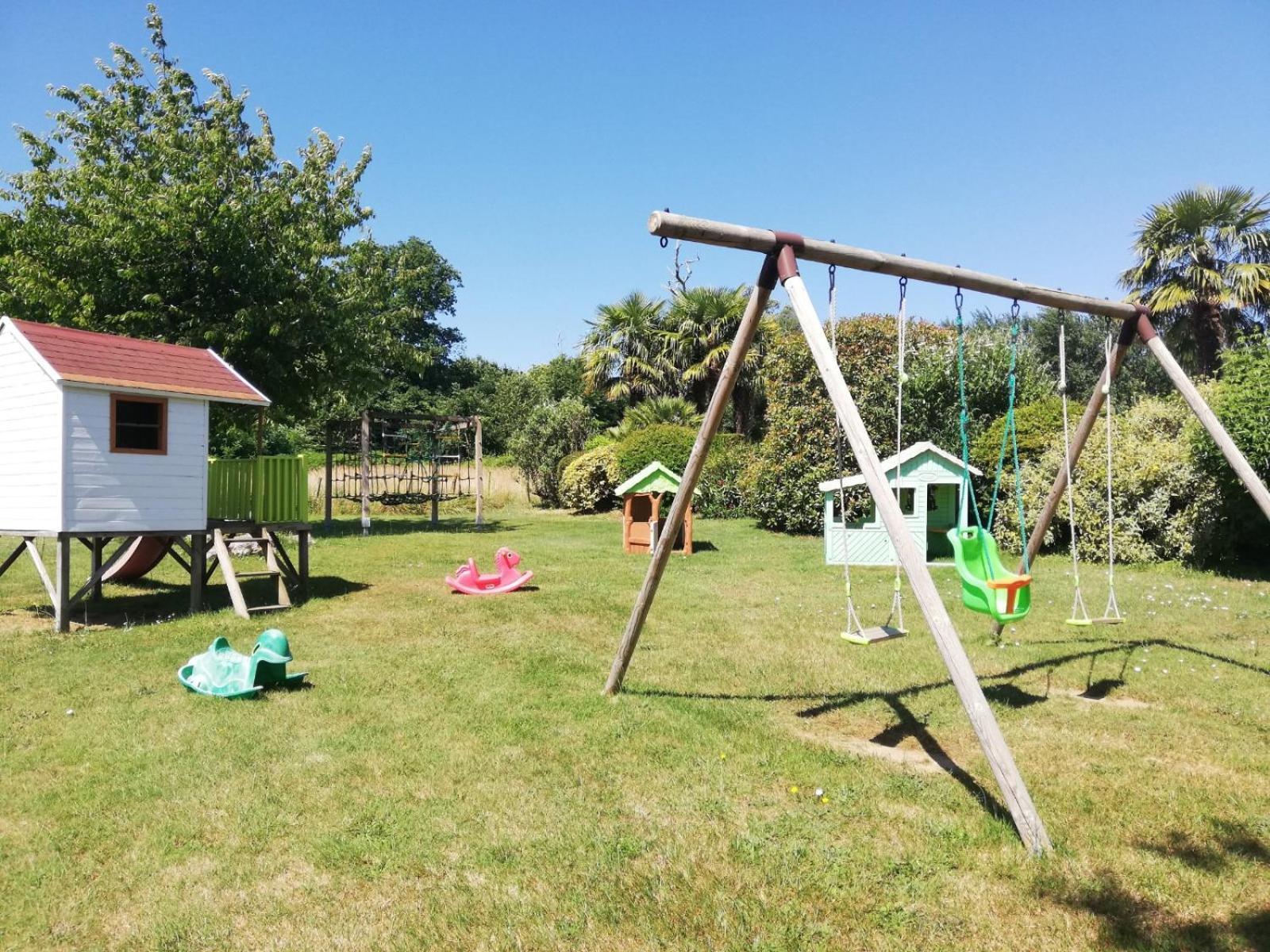 Gites Chez Belliveau Meursac 外观 照片