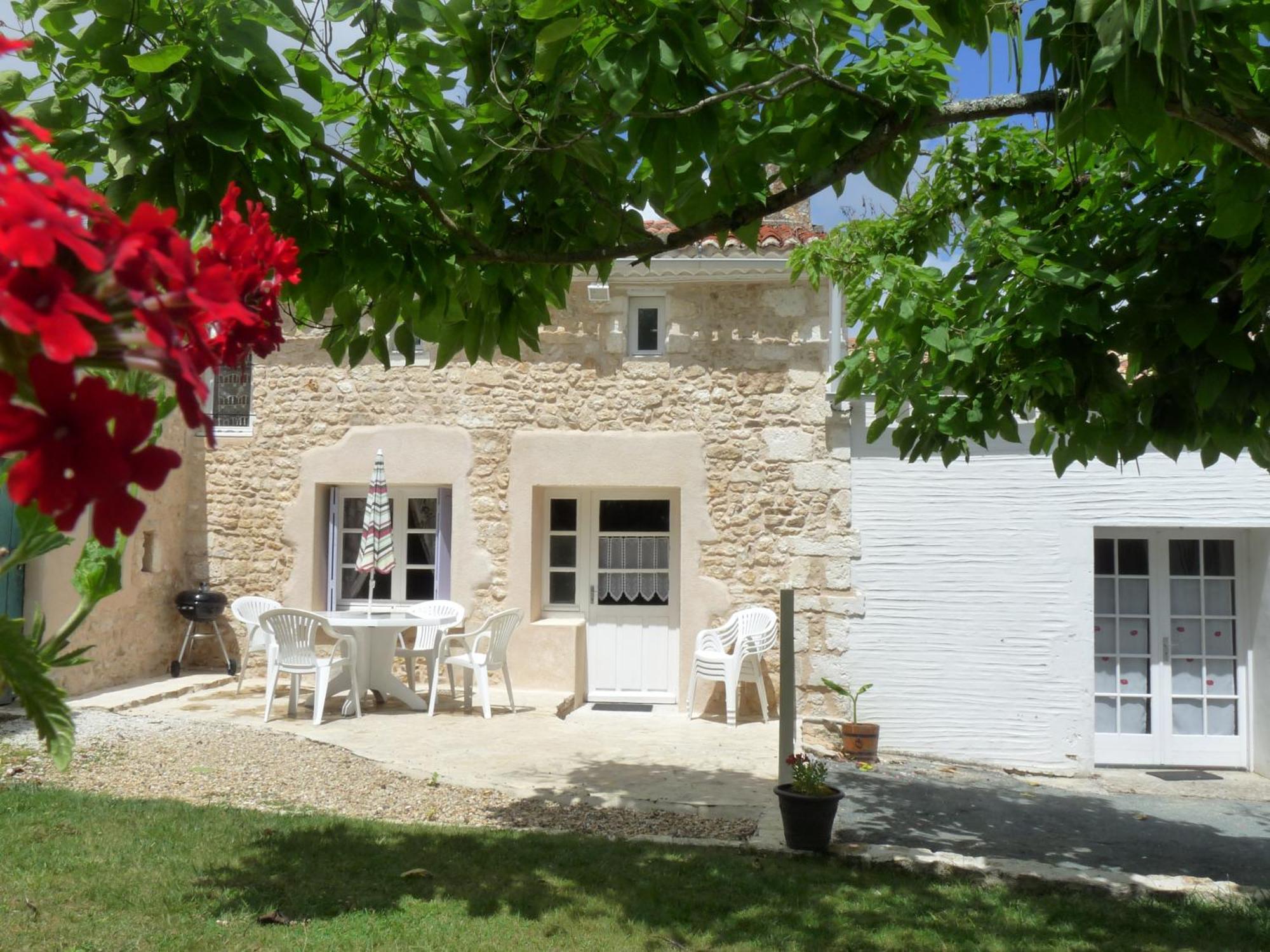 Gites Chez Belliveau Meursac 外观 照片